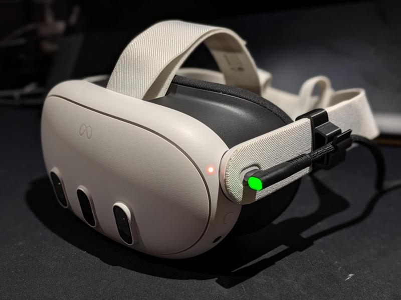 INIU Link Cable Clip Quest 3