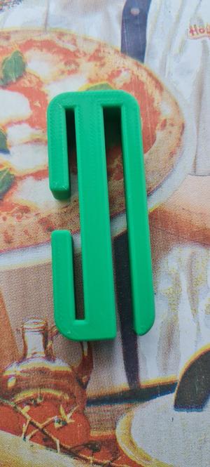 Pizza Seatbelt Clip