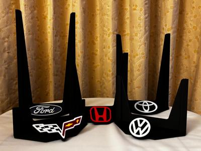 Premium Card Hot Wheels w/ Universal Mounted logos