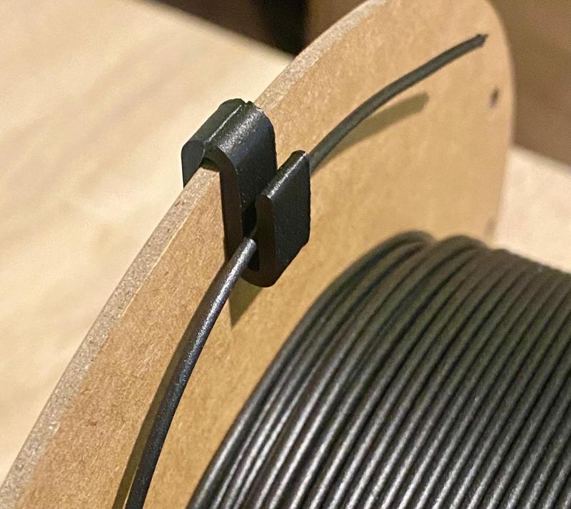 Simple Universal Filament clip. Spool 1,75mm