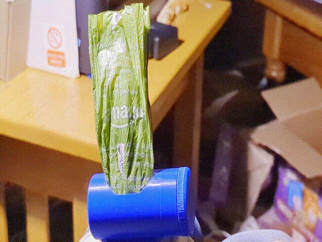 Dog Poop Bag Dispenser with Rewind Spindle