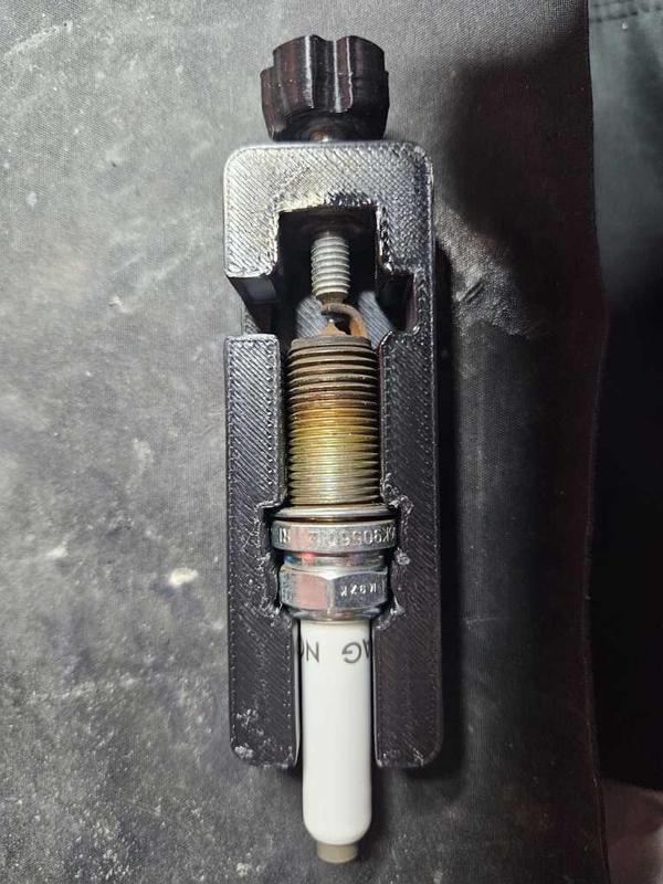 Spark Plug Gap Adjuster (D9EA) ( NGK 91898 ILFER7C8EG )