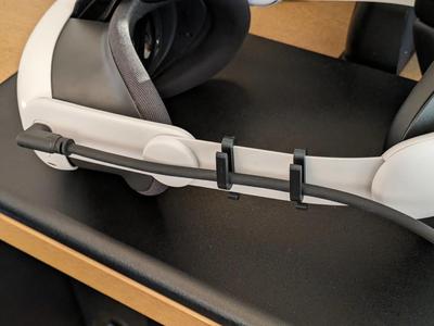 Meta Quest 3 Kiwi Strap Link Cable Clip