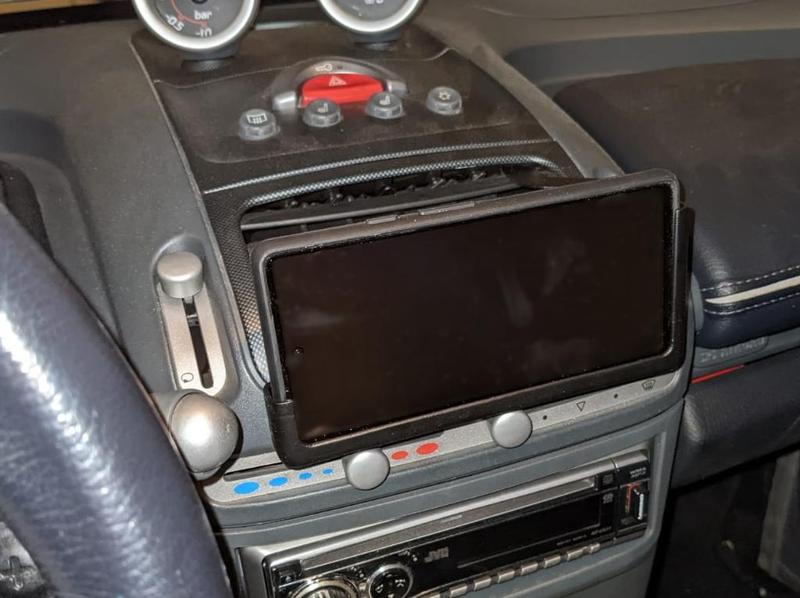 Smart roadster mobile phone mount (bigger)