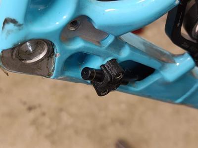 MONDAKER bosch speed sensor flange