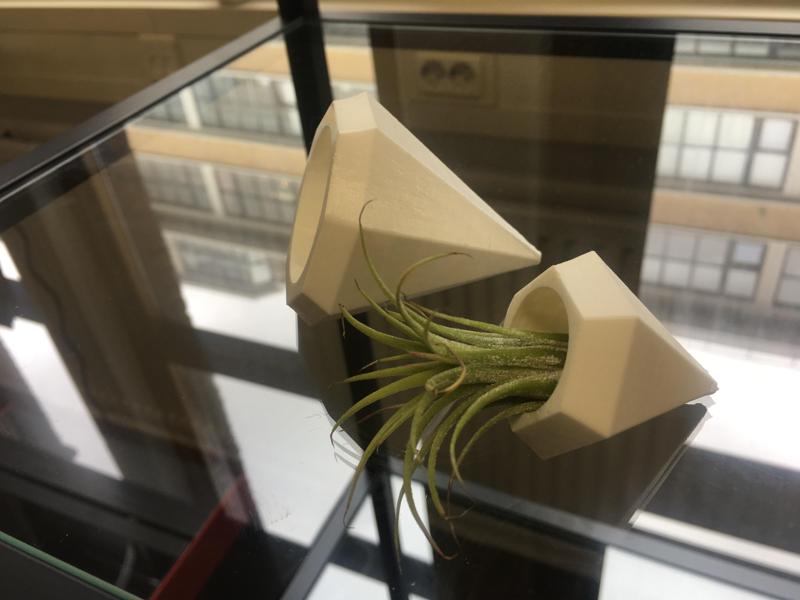 Diamond ( Air ) Planter