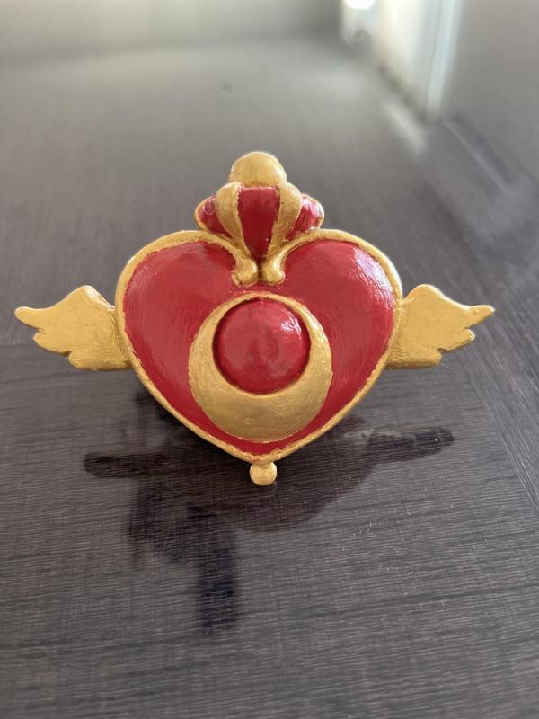 Super Sailor Moon Crisis Moon Compact Brooch