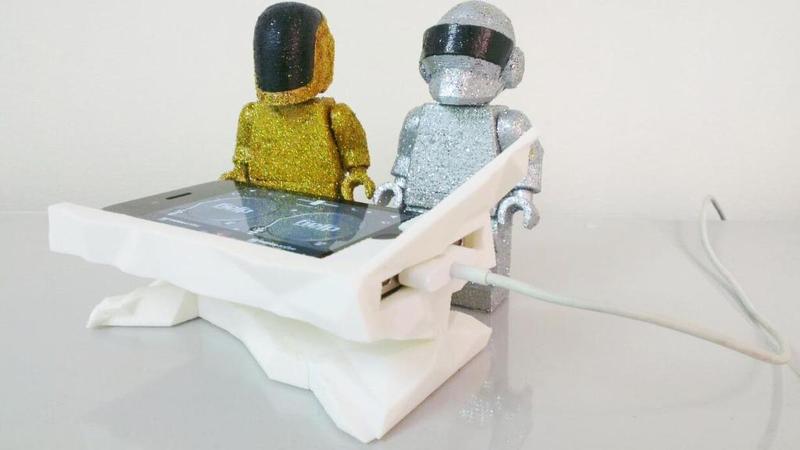 3D Printed iPhone DJ Console Dock Charger