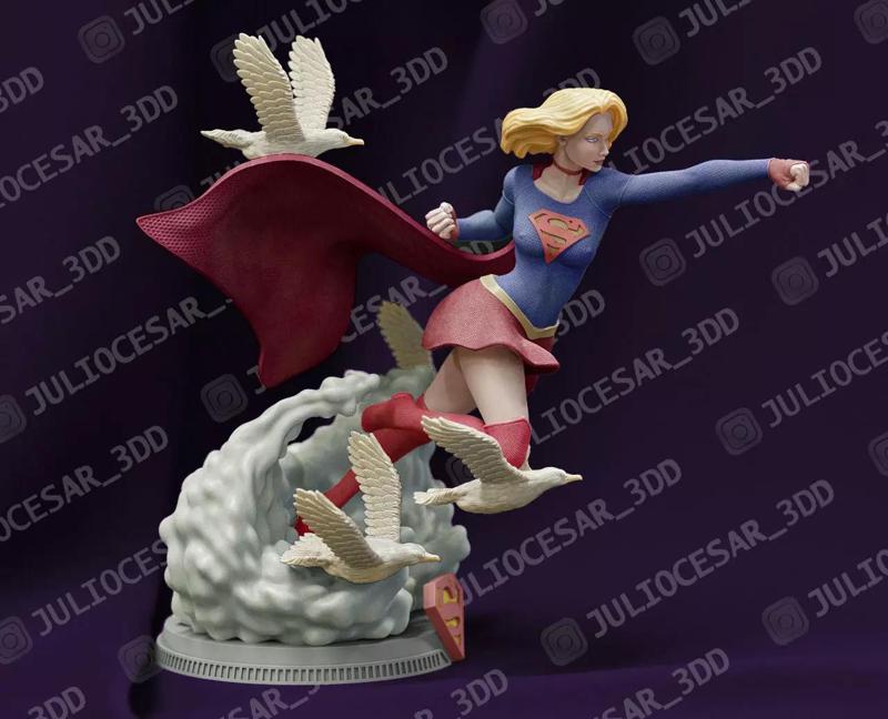 SuperGirl dc comics statue