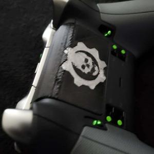 Gears of war multi color xbox battery back