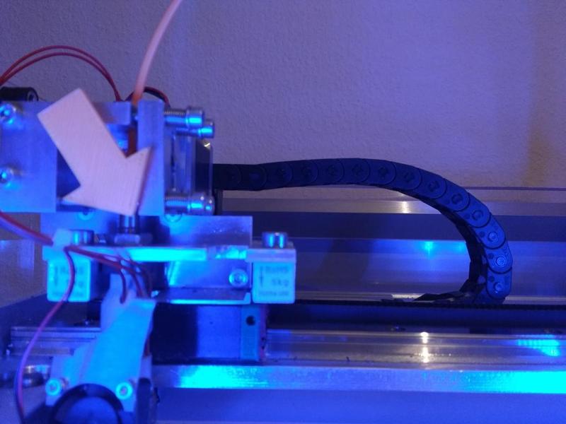 RF1000 Extruder Arrow