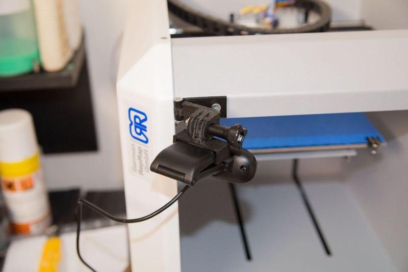 Logitech C170 mount for German RepRap Neo