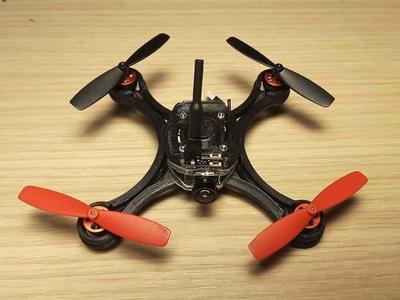 Micro Quad fpv Racer 100mm  Brushless 0703 1S 20.000kv