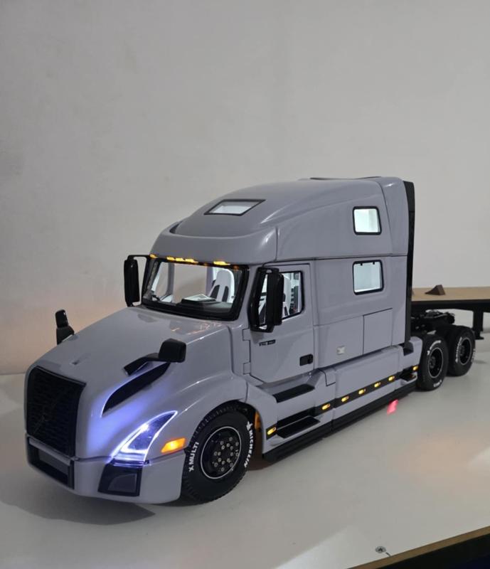 1/14 VOLVO VNL 860
