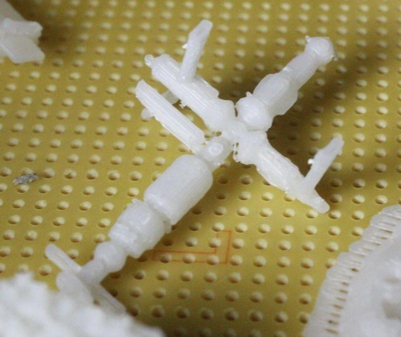 Daily earring #43: MIR