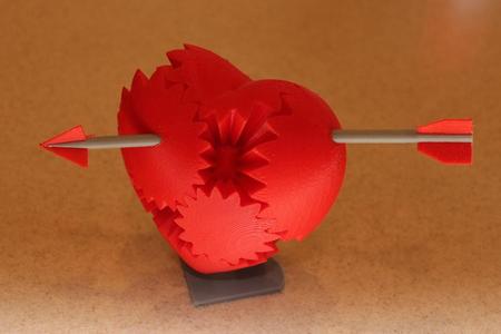Arrow Through Gear Valentine's Heart With Stand!