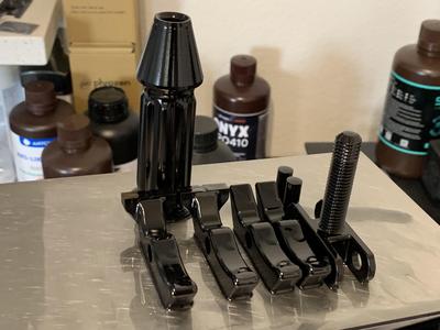Printable Hand Vise with narrowed tip pliers