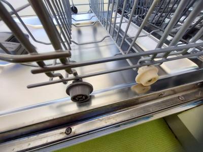 Dishwasher spare wheel
