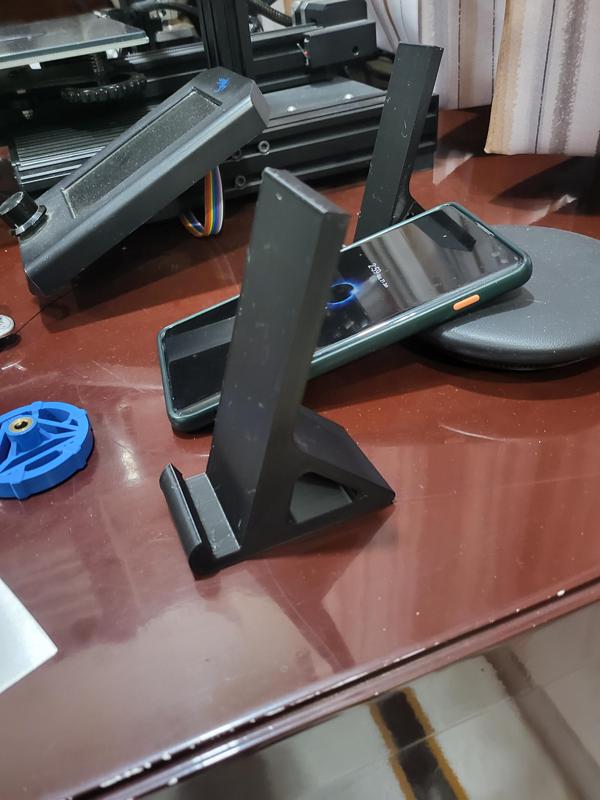 Simple phone stand