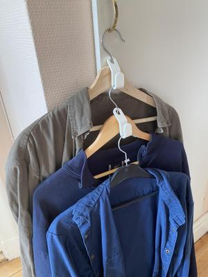 Hang on hangers.