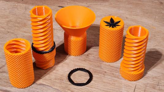Knurled Container with Funnel & Colored ring