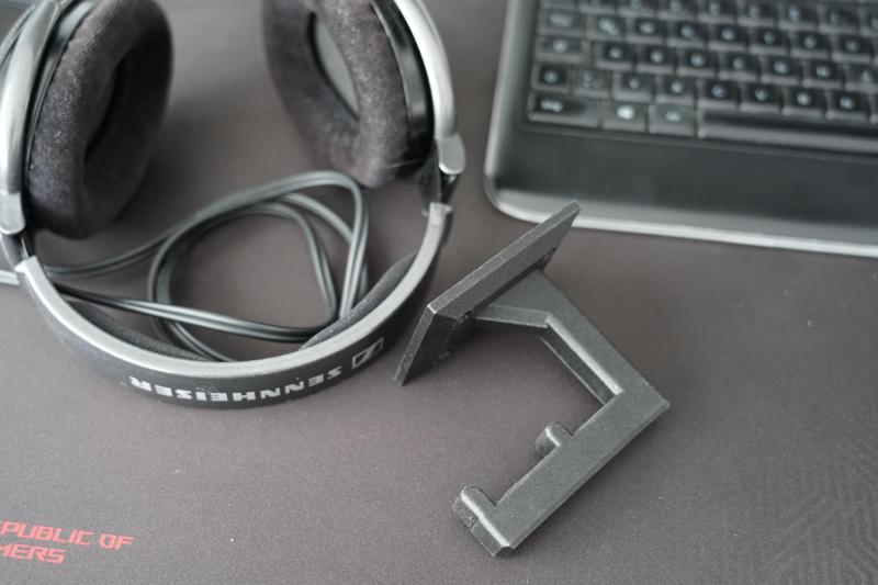 headphone holder