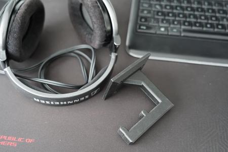 headphone holder