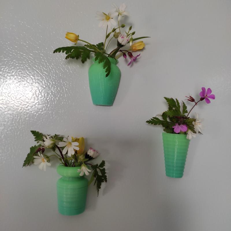 mini-vase magnet