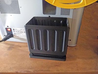 Bambu Lab X1 Purgebucket and holder , easy to use, fast and light print