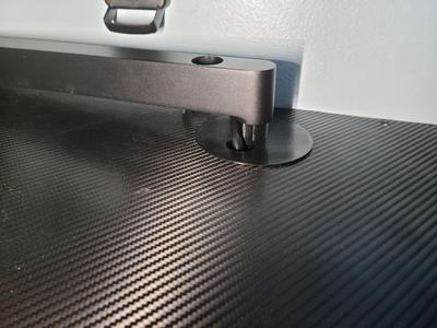 Elgato mic arm LP desk insert(grommet)