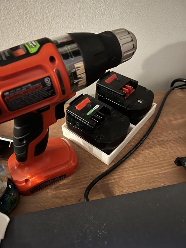 drill battery stand  Black & Decker HPB12