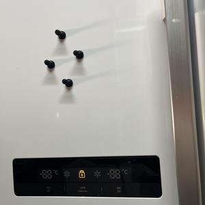 PAWN CHESS FRIDGE MAGNET