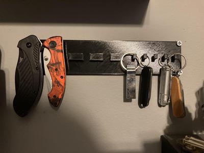 Knife Holder (Wall Mounted)