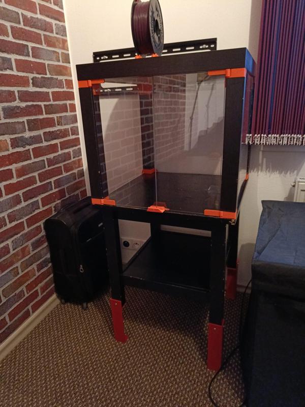 Lack and Hemnes Enclosure leg extension for more conmfortable Prusa printer position.  Prodlužovací nohy stolku.