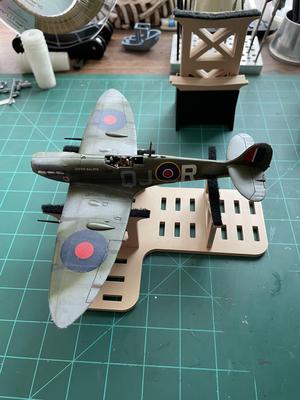 Model Plane Build Stand