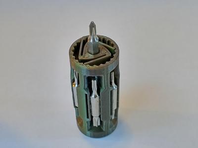 Woo Young Woo Ratcheting Mini Driver (print-in-place)