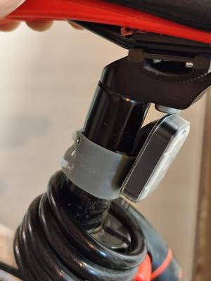 Seat post light holder - Decathlon