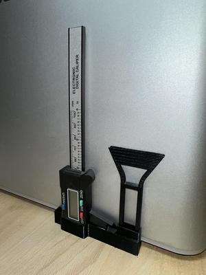 Compact Caliper & Scraper Stand – Tool Holder for 3D Printers & Workbenches - Pine Makers