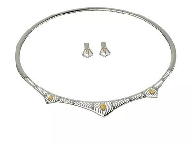 necklace and earring