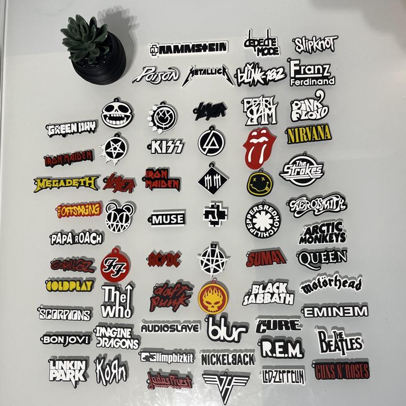 KEYCHAIN PACK 50+ BANDS LOGOS