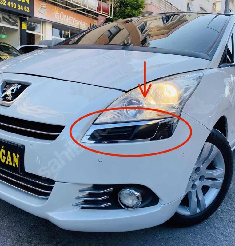 Peugeot 5008 headlight BOTTOM FRAME