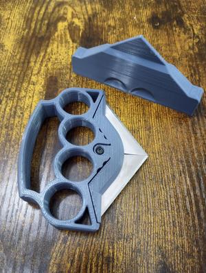 Box Cutter Ulu Knife - Steel Knuckles