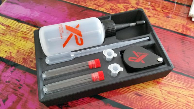 Gold panning accessory box