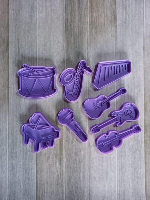 MUSICAL INSTRUMENTS COOKIE CUTTER