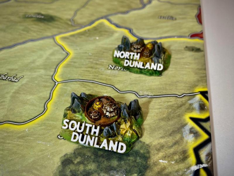 Dunland settlement miniatures for board games like War of the Ring
