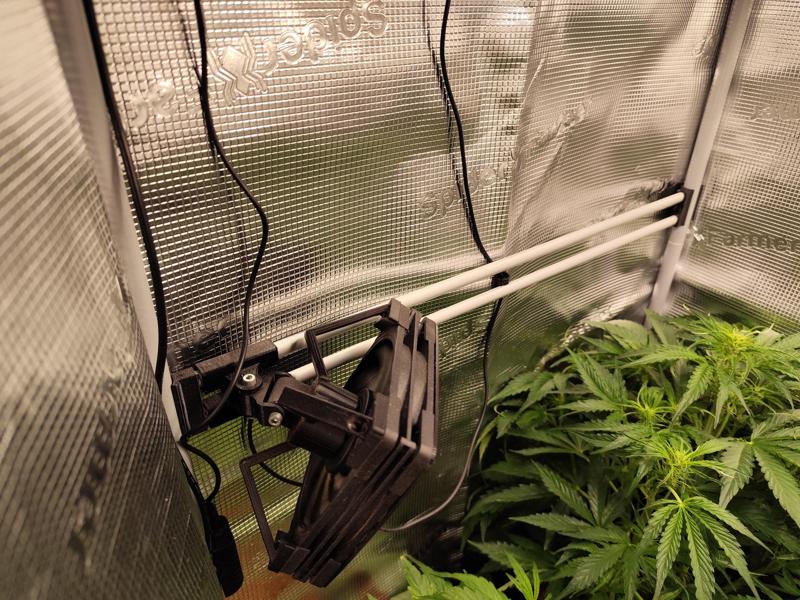 Grow Tent Fan Slide