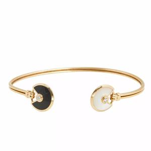 AMULETTE BRACELET