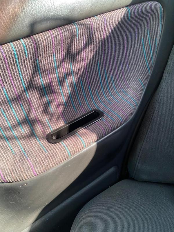 mazda 323 interior door handle