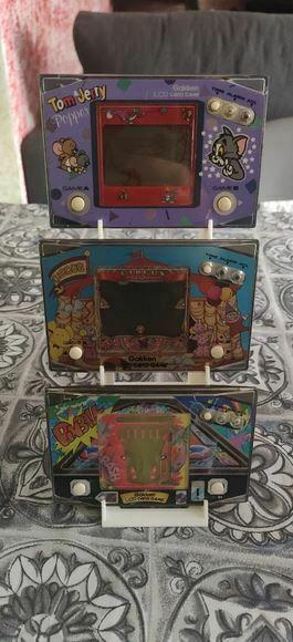 Exhibitor for 3 Gakken