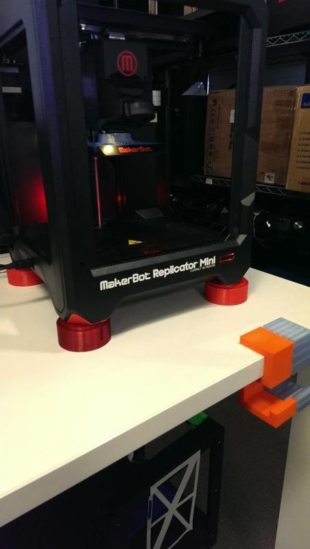 Levitating magnet foot